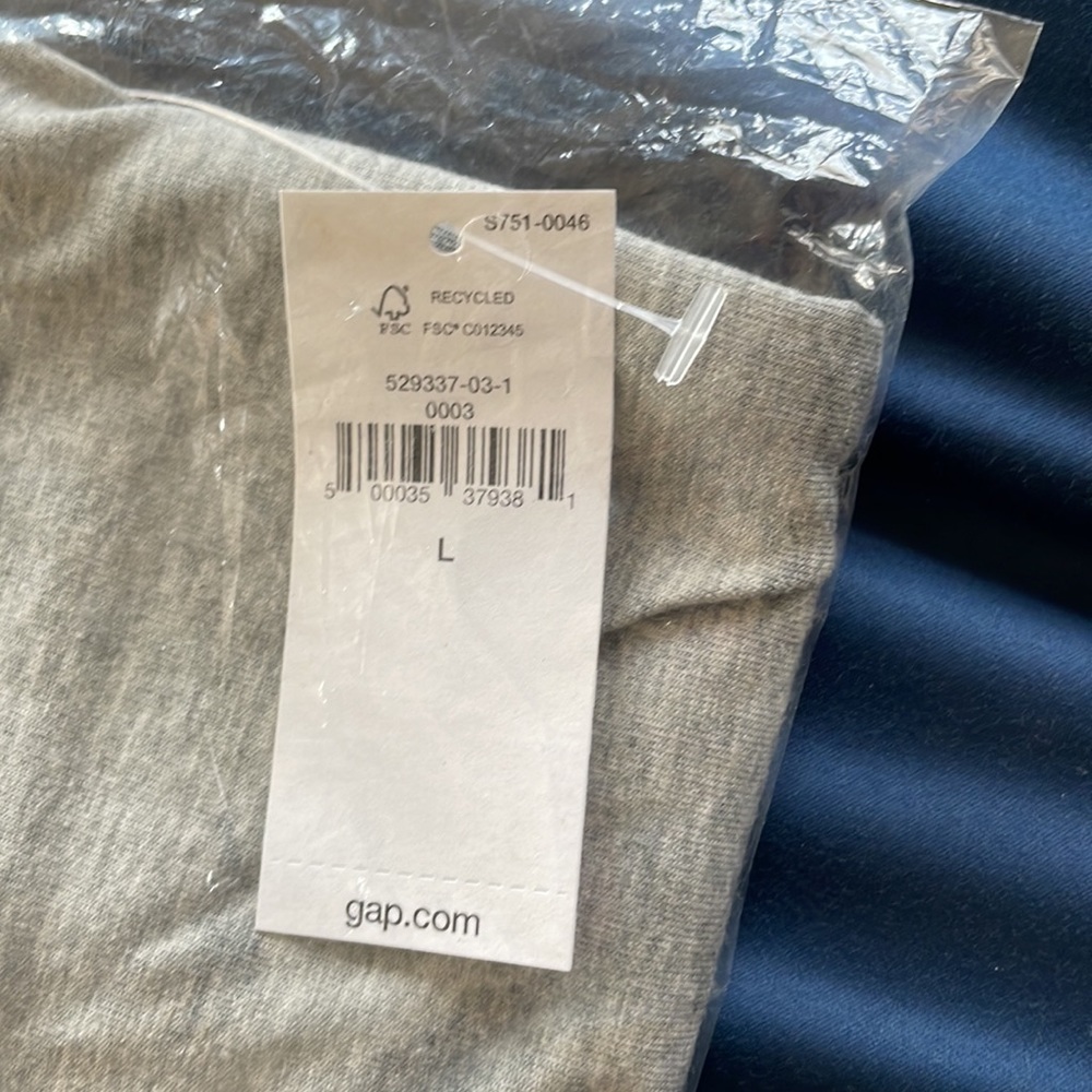🆕 Light gray camisole - Picture 2 of 2